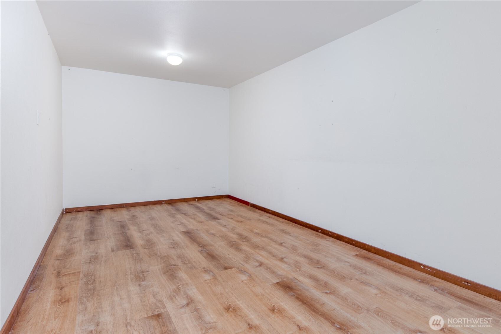 1102 Chestnut Street Property Photo 7