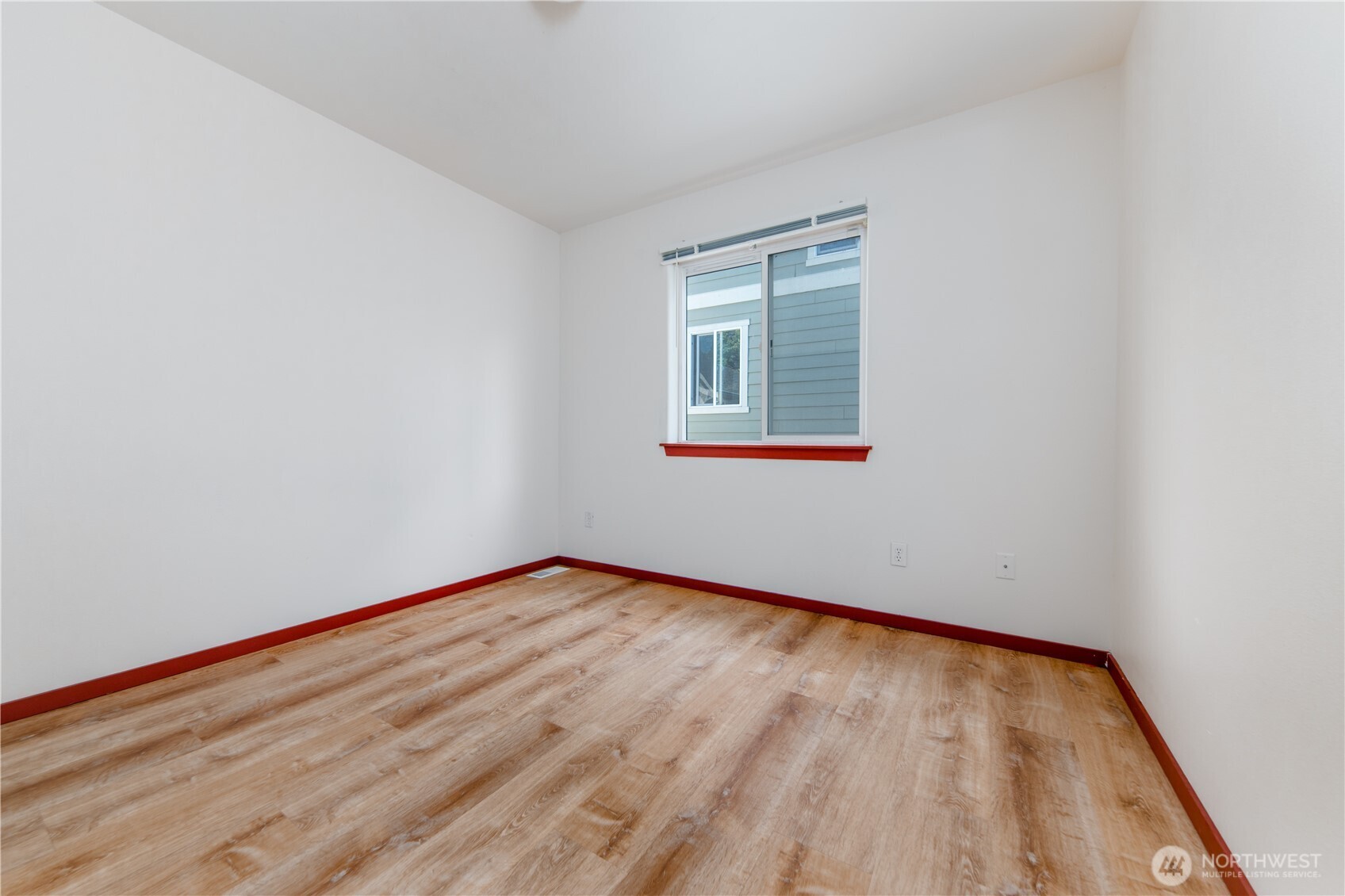1102 Chestnut Street Property Photo 8