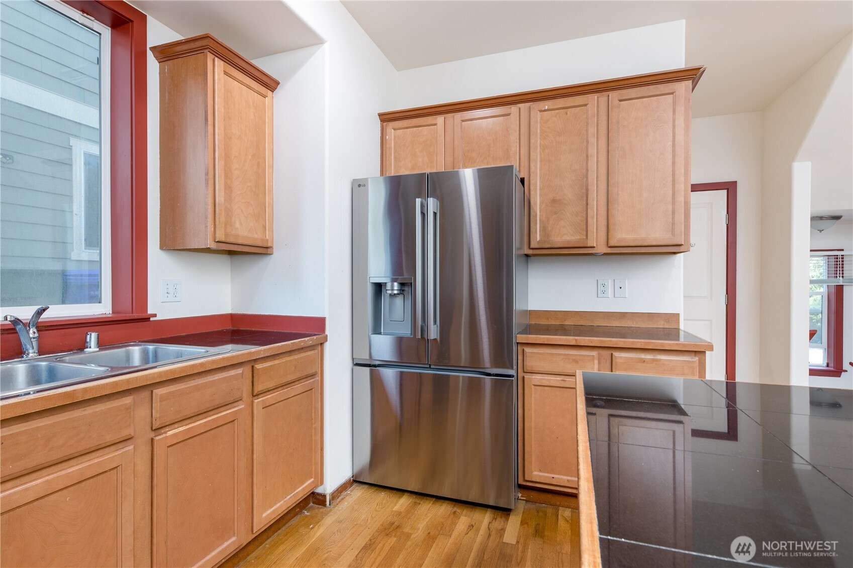 1102 Chestnut Street Property Photo 22