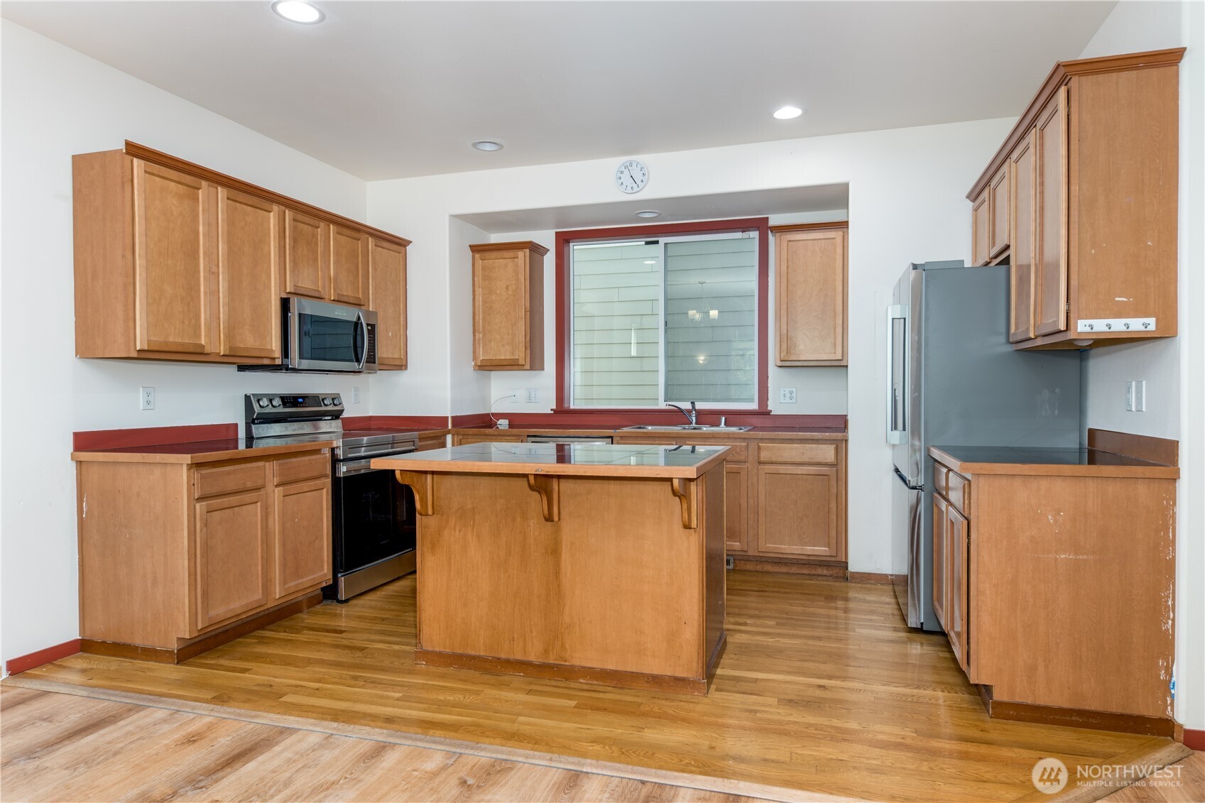 1102 Chestnut Street Property Photo 24