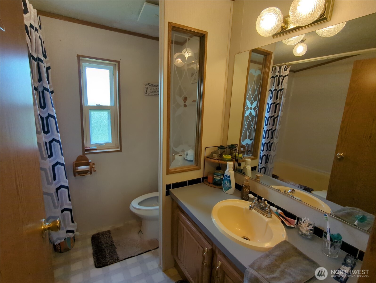822 State Route 101 Property Photo 9