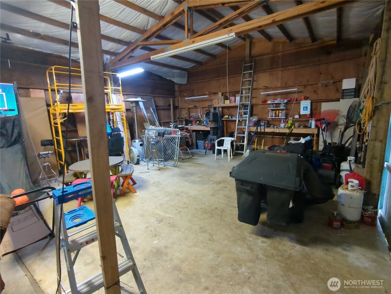 822 State Route 101 Property Photo 18