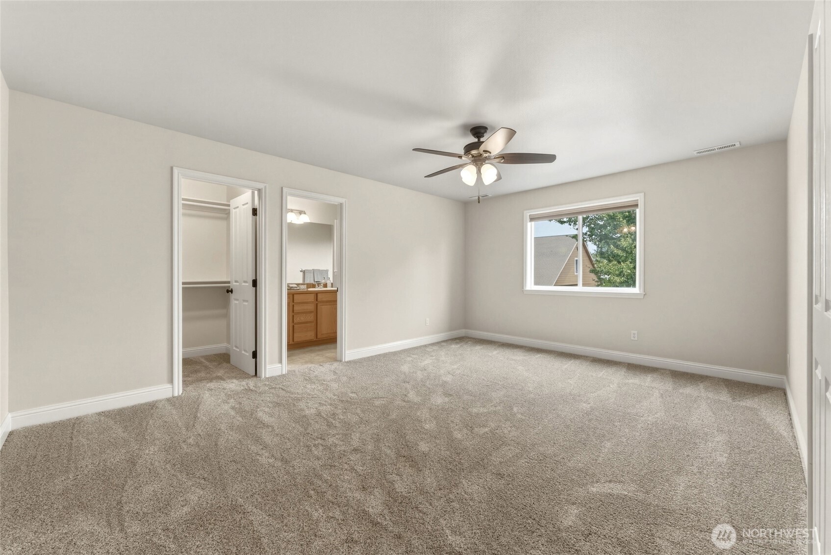 1854 Woodmere Loop Property Photo 22