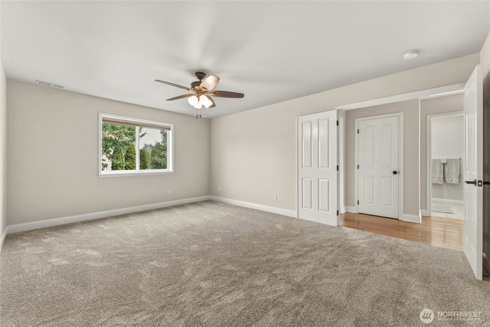 1854 Woodmere Loop Property Photo 23