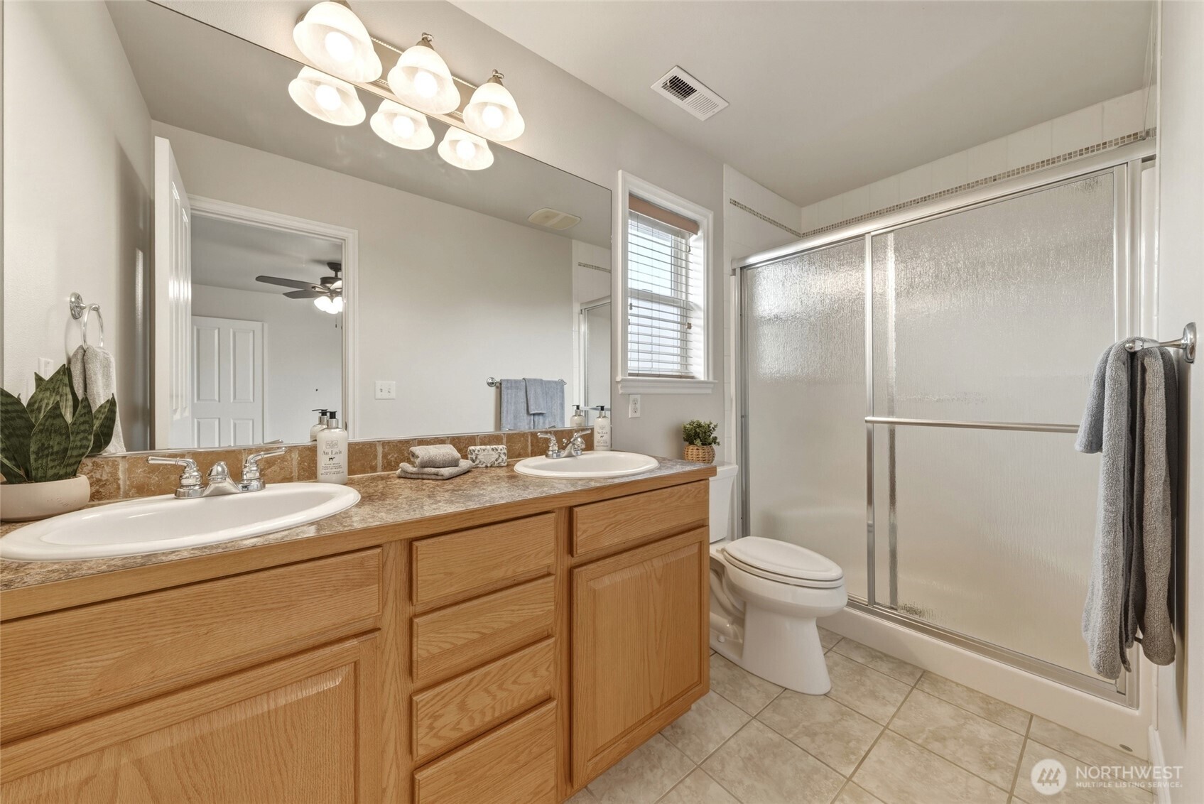 1854 Woodmere Loop Property Photo 24