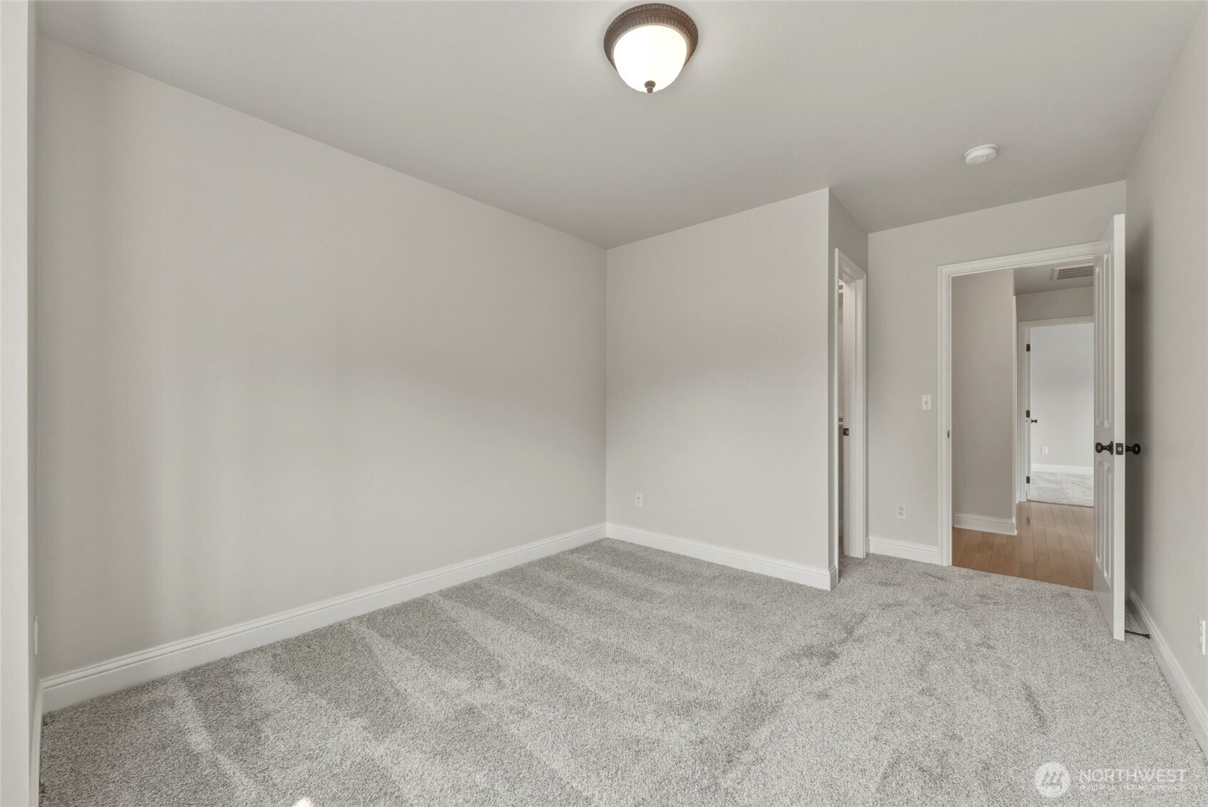 1854 Woodmere Loop Property Photo 27