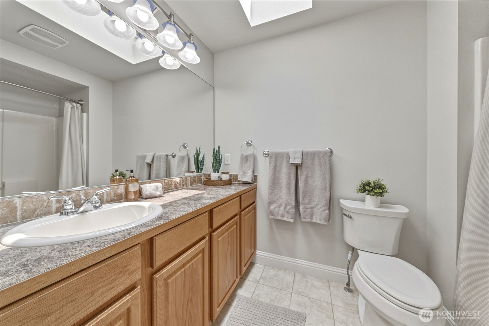 1854 Woodmere Loop Property Photo 32