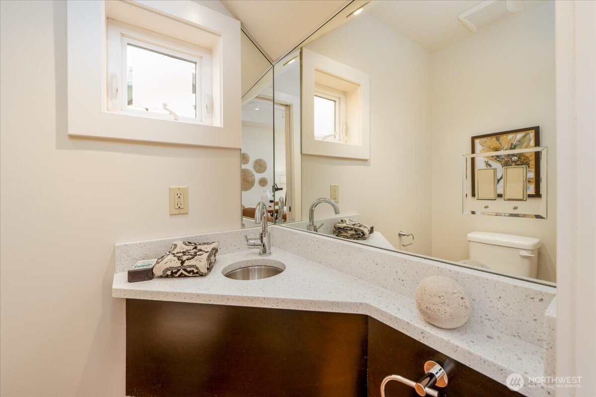 427 13th Avenue C Property Photo 16