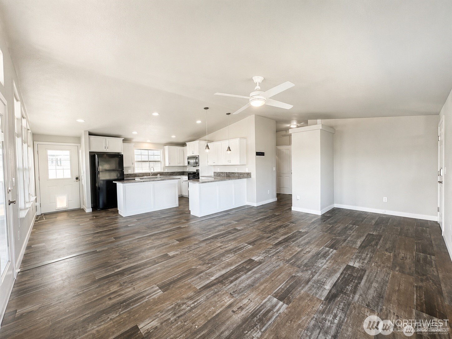 906 S C Street Property Photo 14