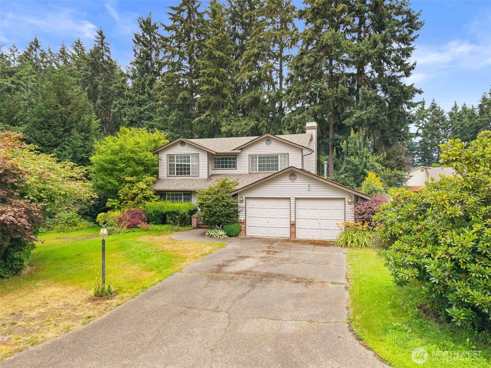 9615 174th Street Property Photo 3