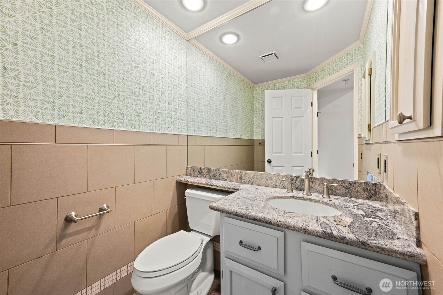 9615 174th Street Property Photo 17
