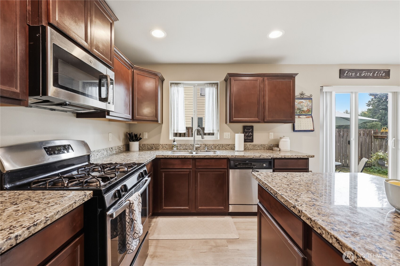 291 Ne Tronson Circle Property Photo 15