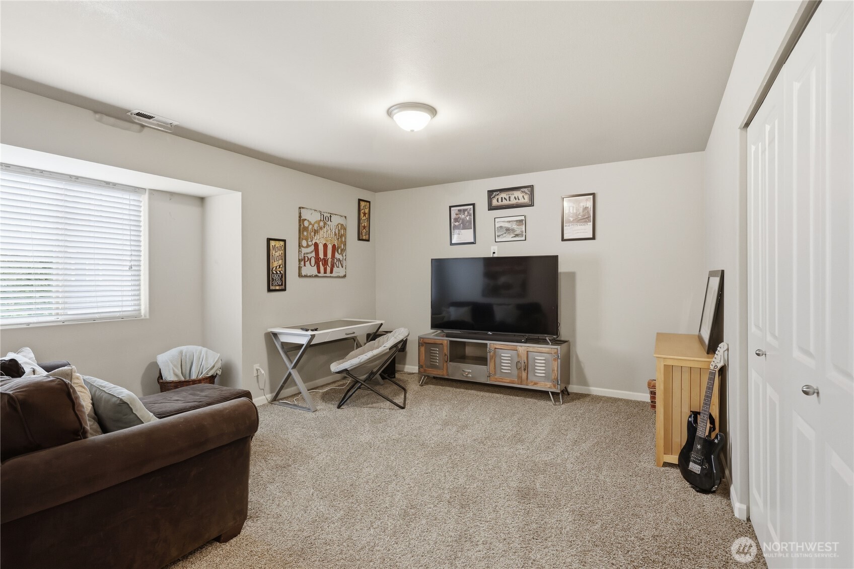 291 Ne Tronson Circle Property Photo 22