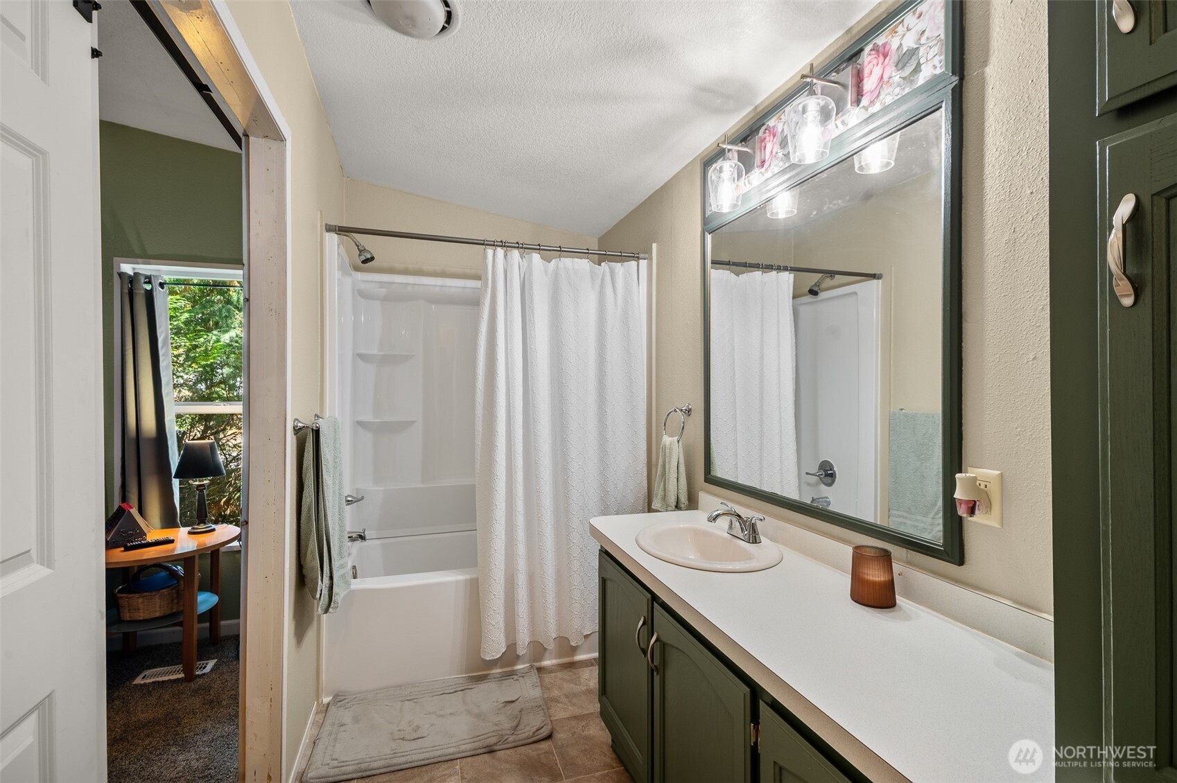 23716 186th Street Property Photo 9