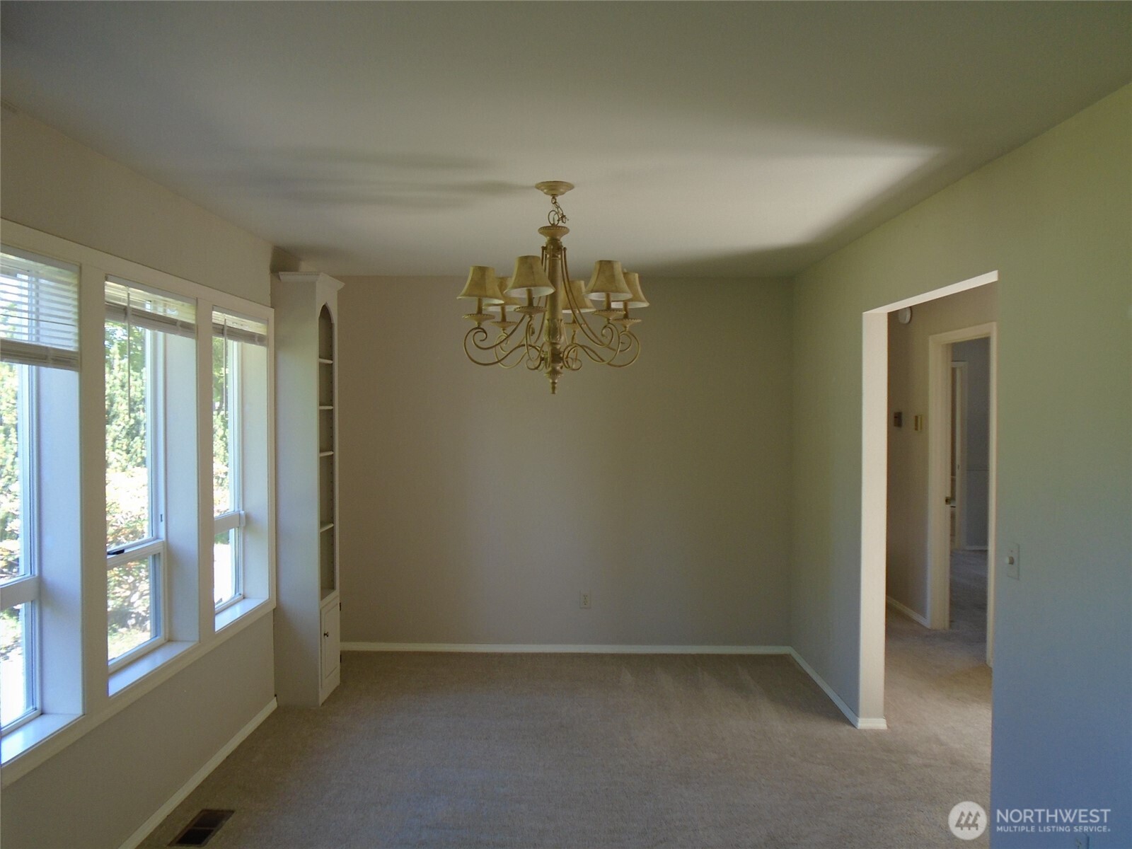 145 Emerald Drive Property Photo 10