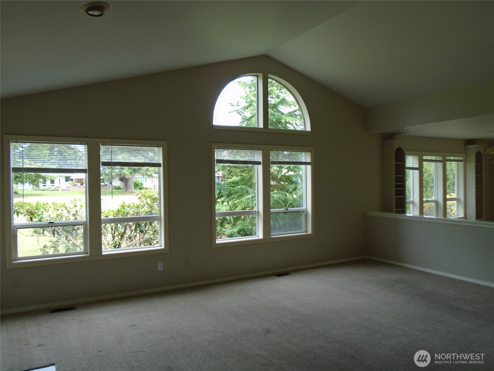 145 Emerald Drive Property Photo 14