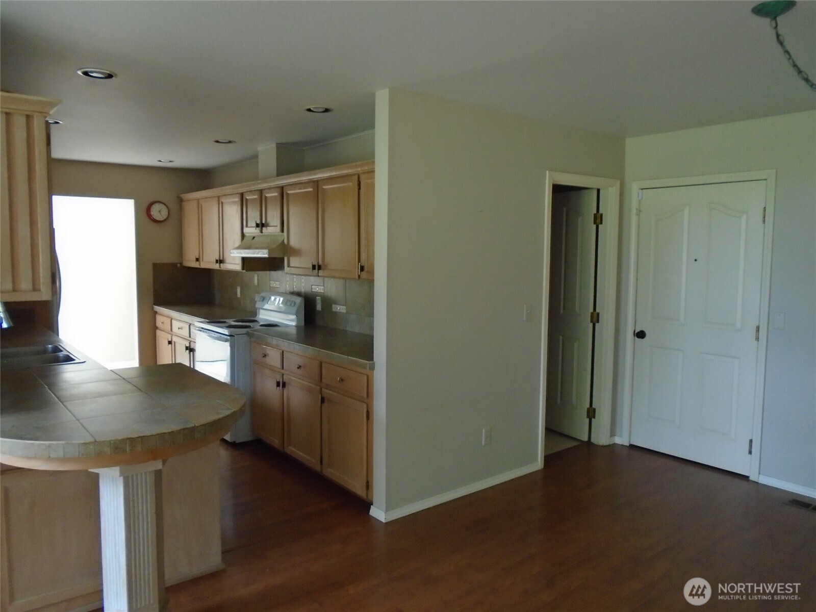 145 Emerald Drive Property Photo 16