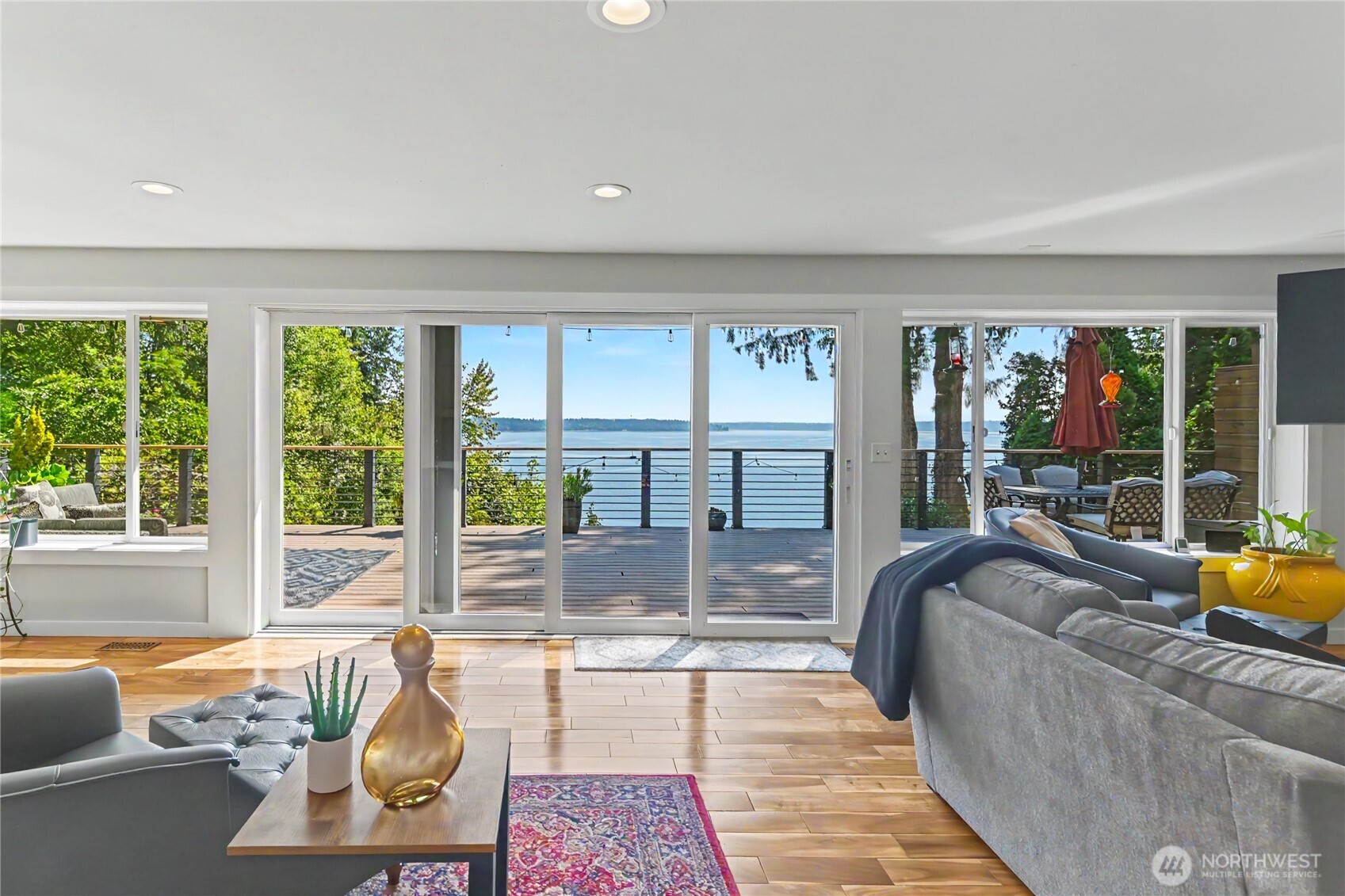 7324 Puget Beach Road Property Photo 8