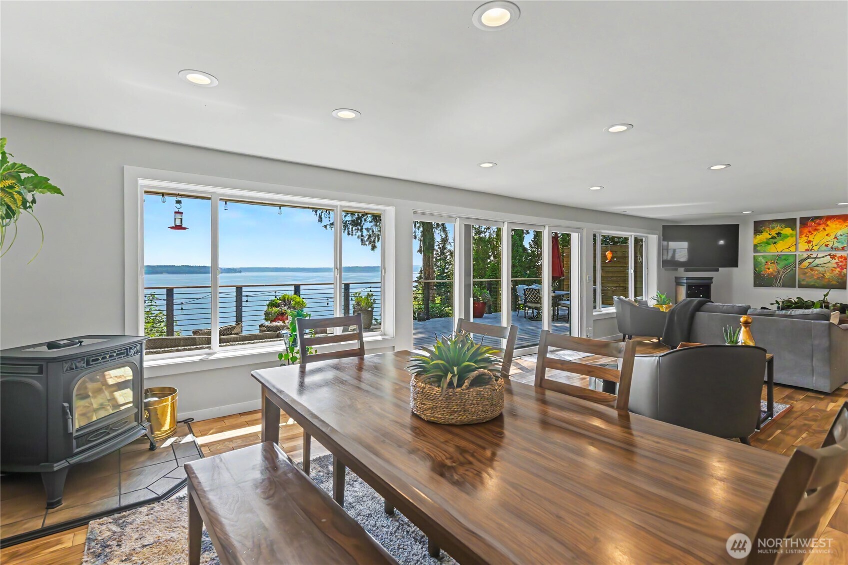 7324 Puget Beach Road Property Photo 9