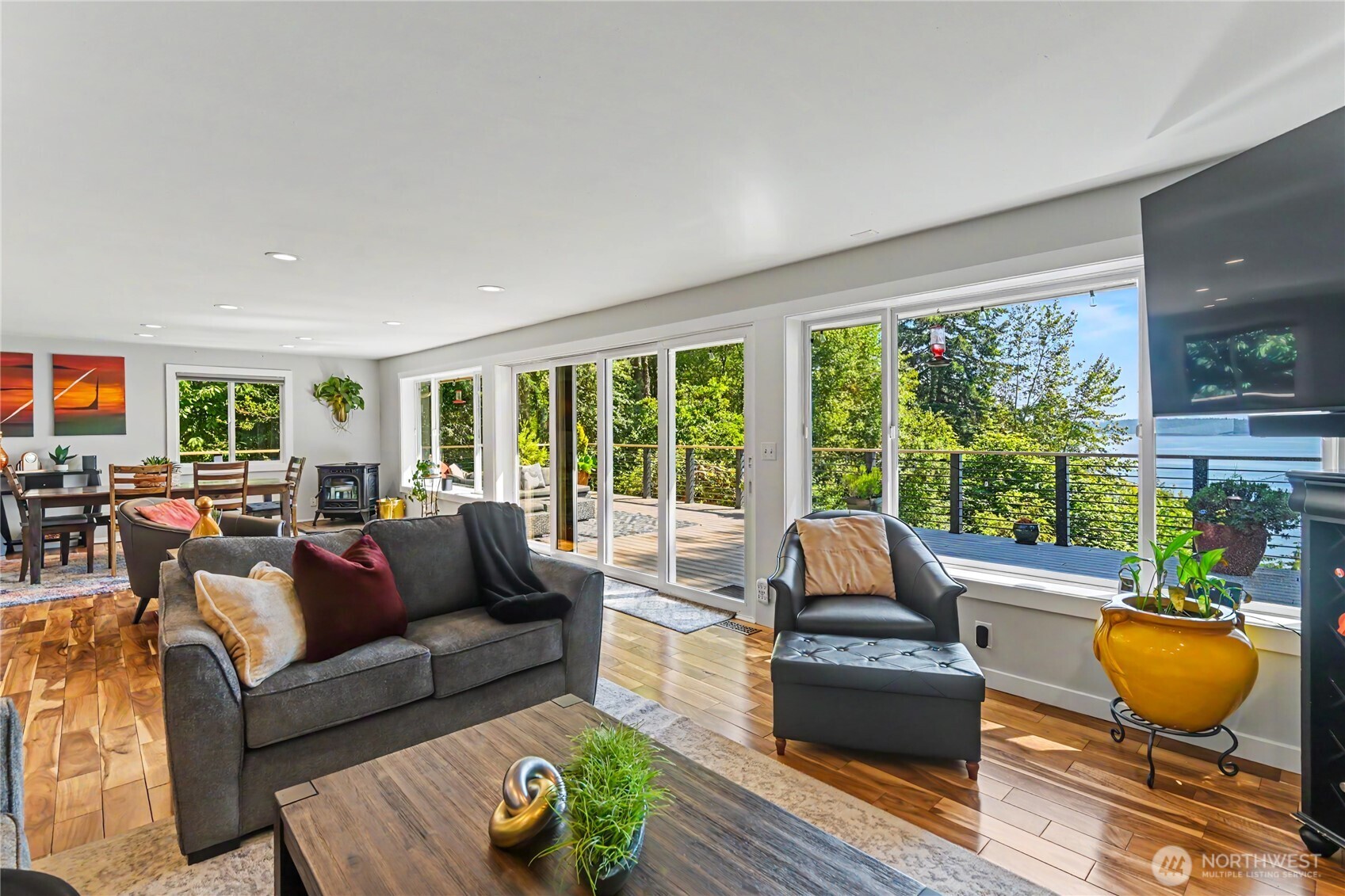 7324 Puget Beach Road Property Photo 12