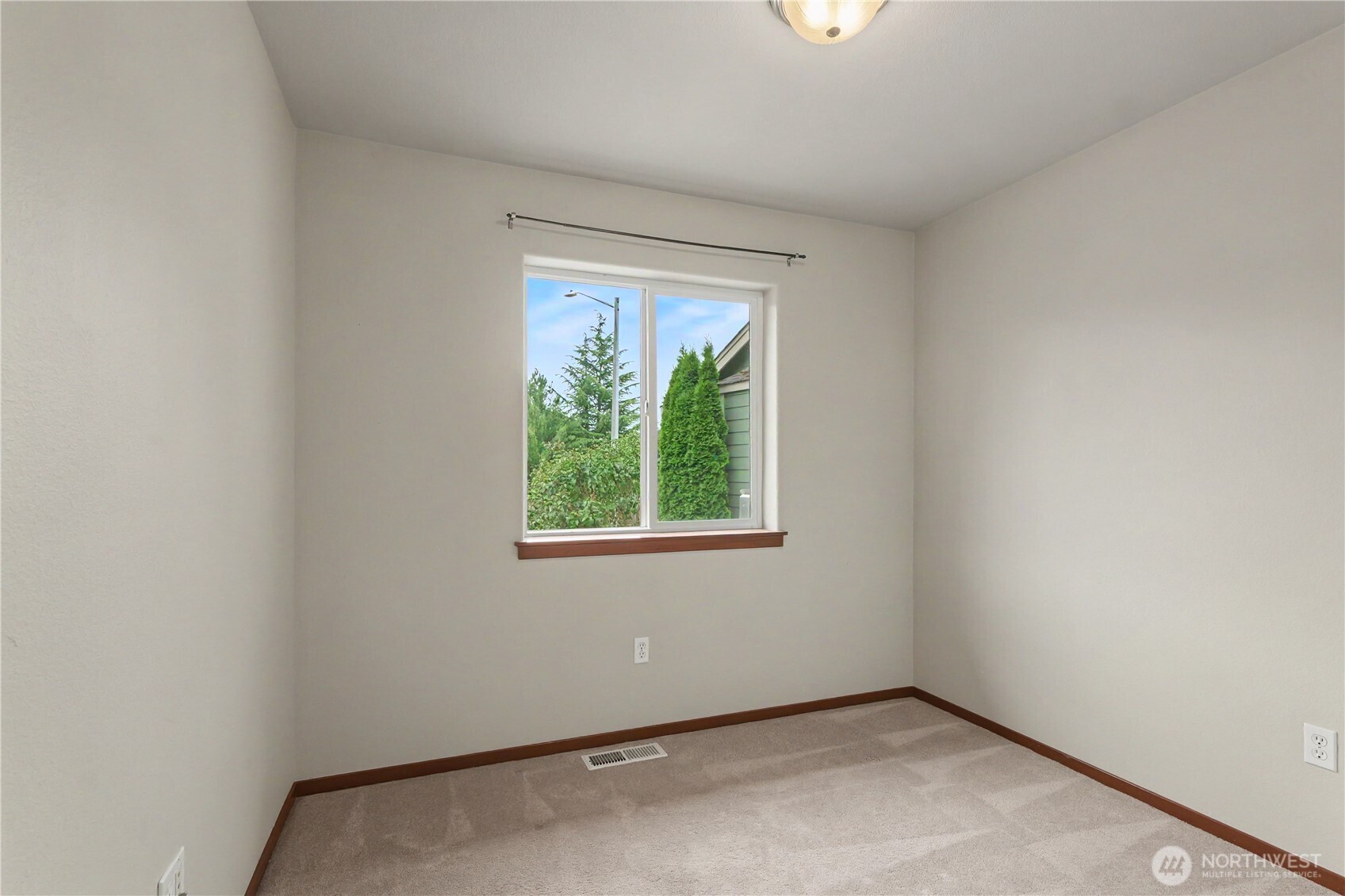 1100 Grant Place Property Photo 14