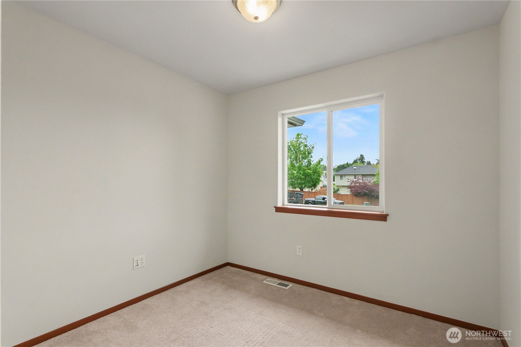 1100 Grant Place Property Photo 15