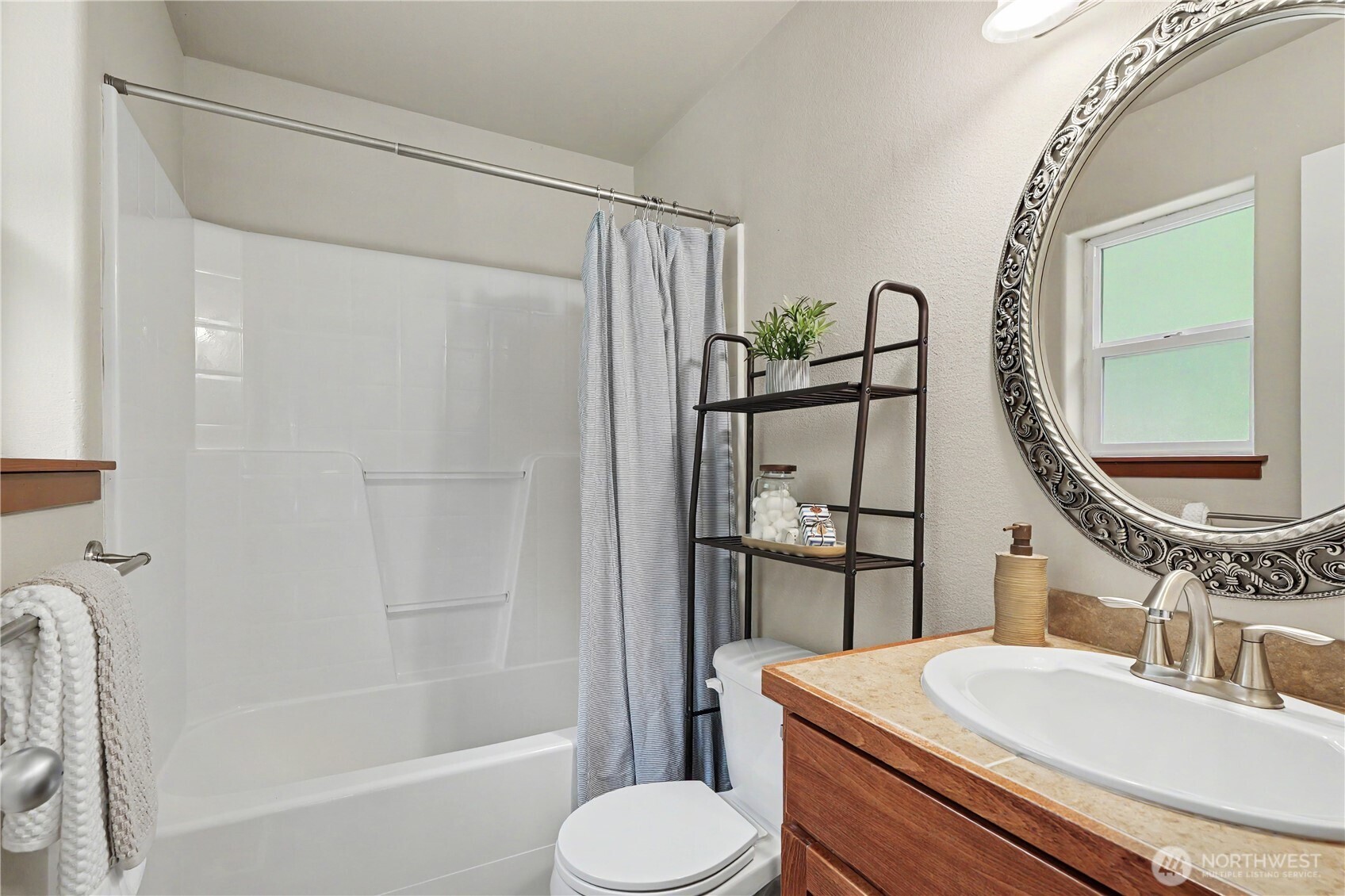 1100 Grant Place Property Photo 16