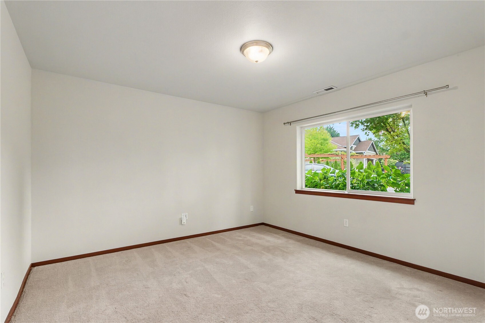 1100 Grant Place Property Photo 17