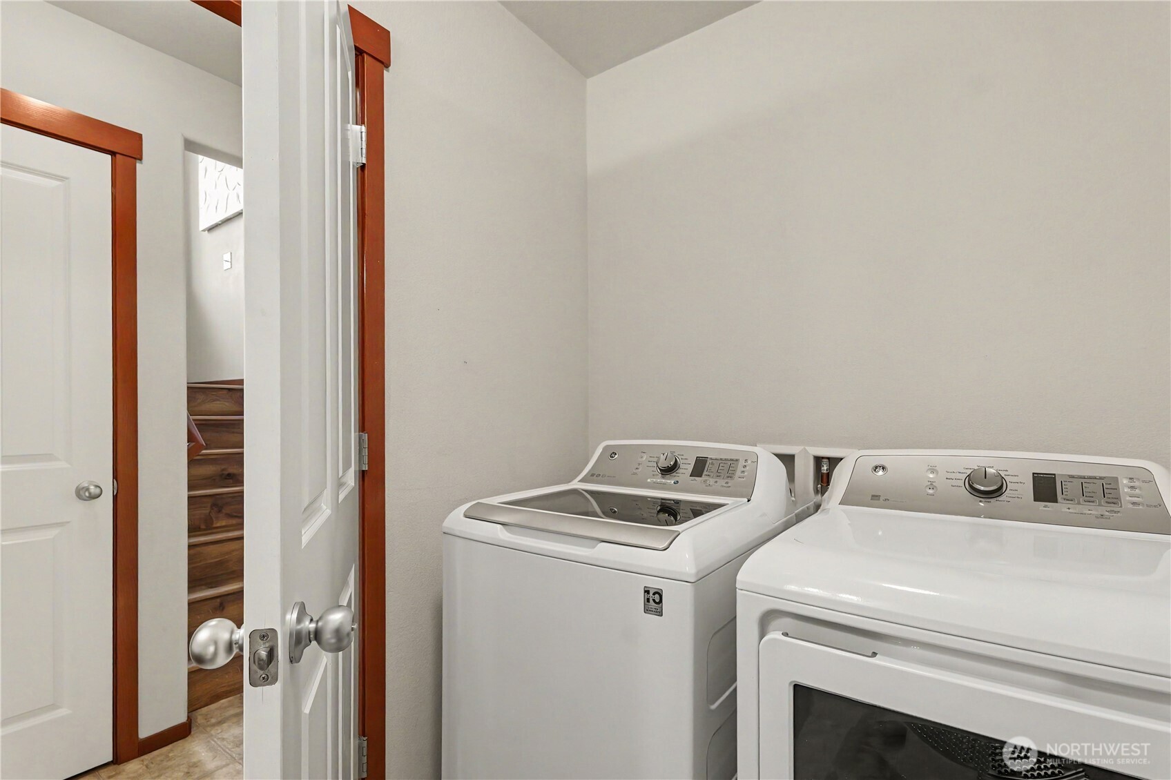 1100 Grant Place Property Photo 33