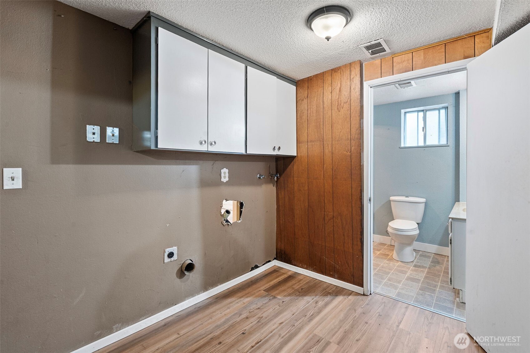 1805 N Vassault Street Property Photo 15