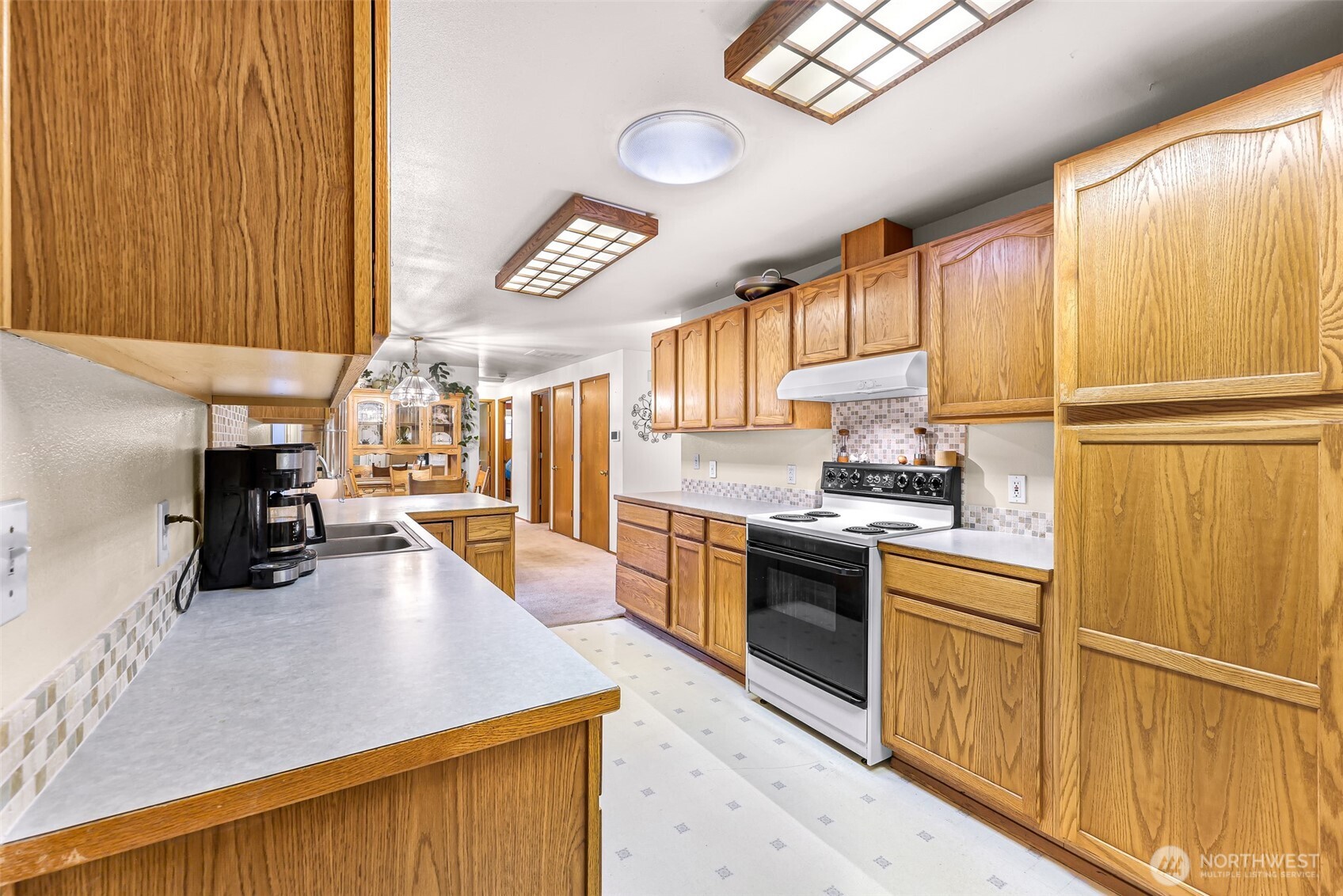 13006 160th Avenue Property Photo 3