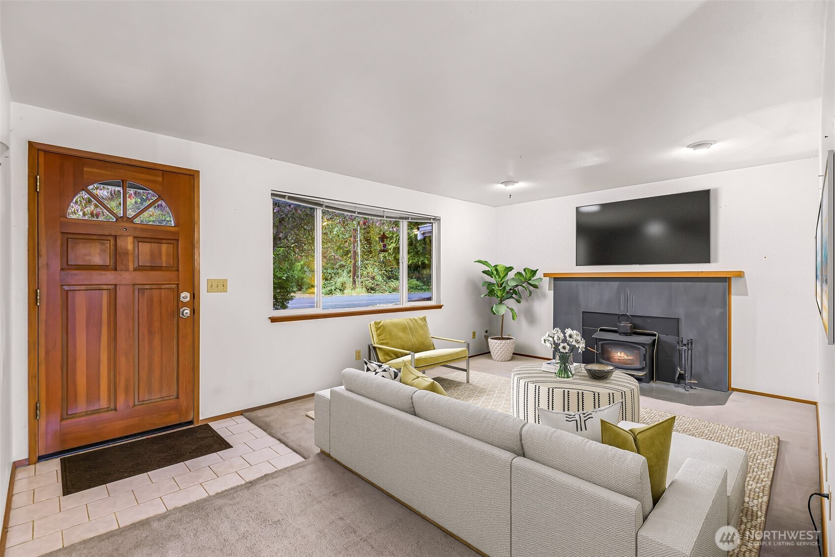 13006 160th Avenue Property Photo 6