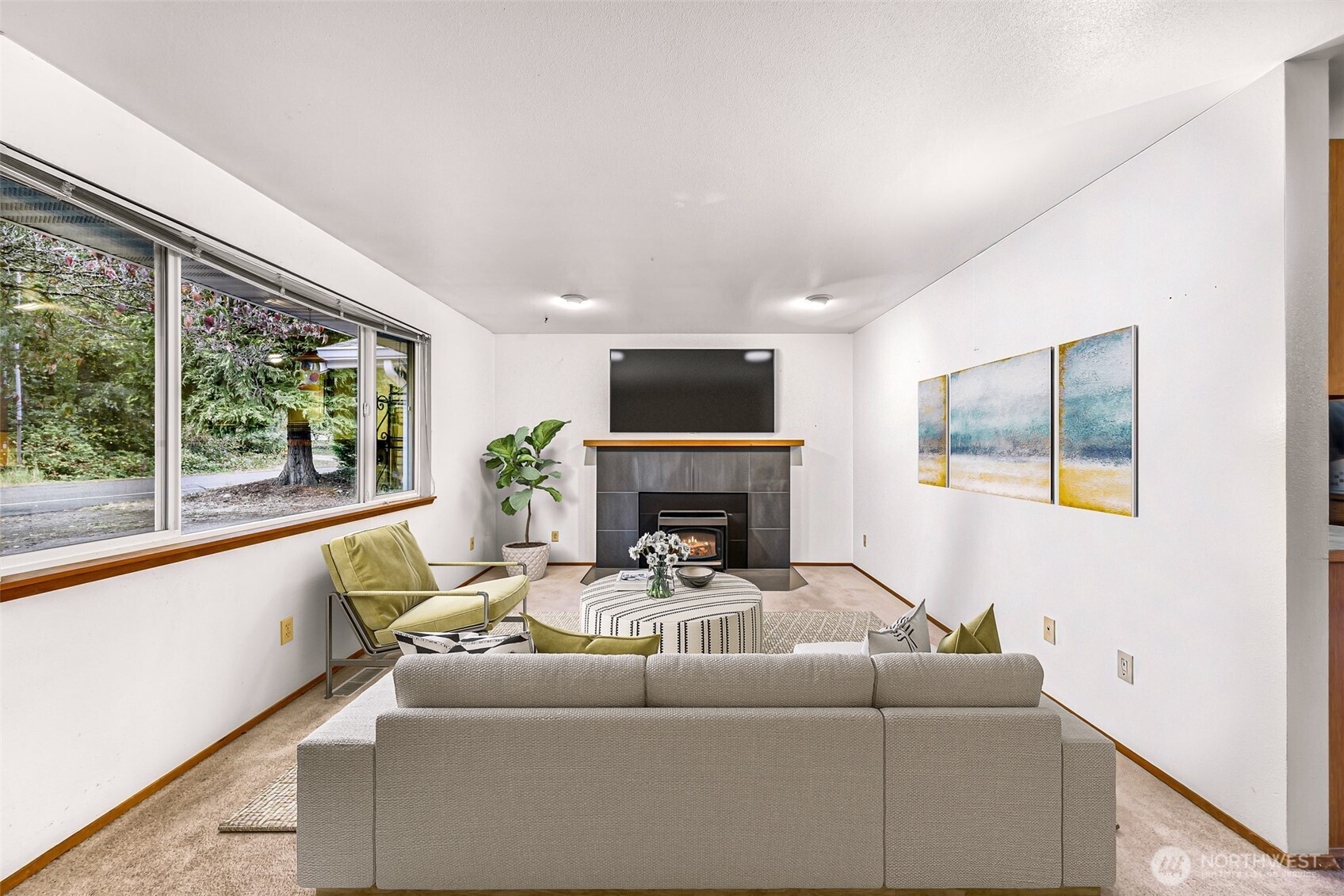 13006 160th Avenue Property Photo 7