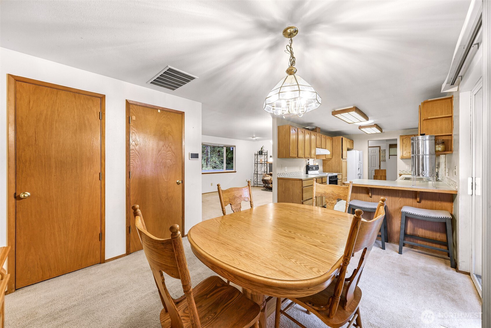 13006 160th Avenue Property Photo 11