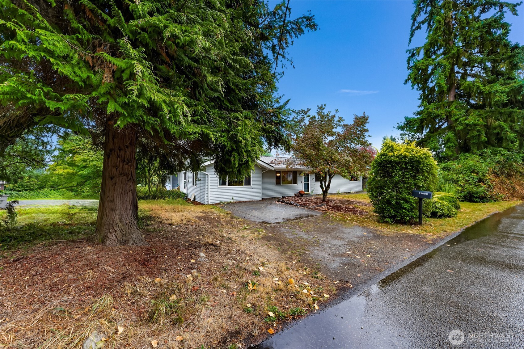 13006 160th Avenue Property Photo 30