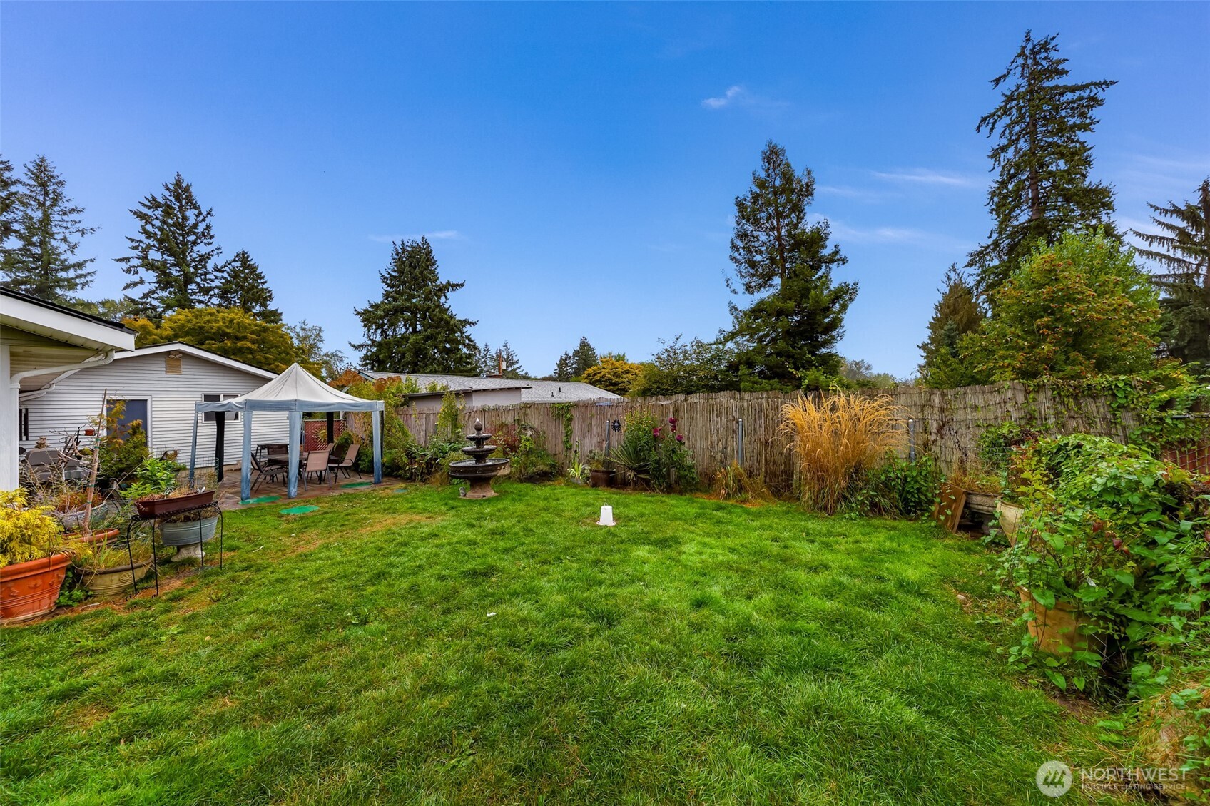 13006 160th Avenue Property Photo 32