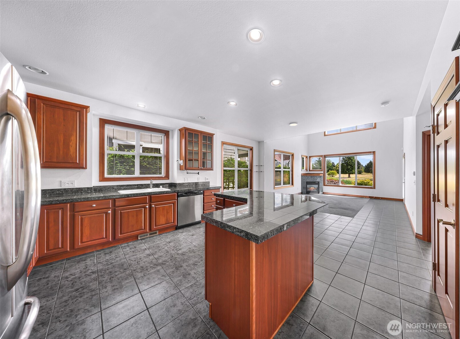8854 Depot Road A Property Photo 4