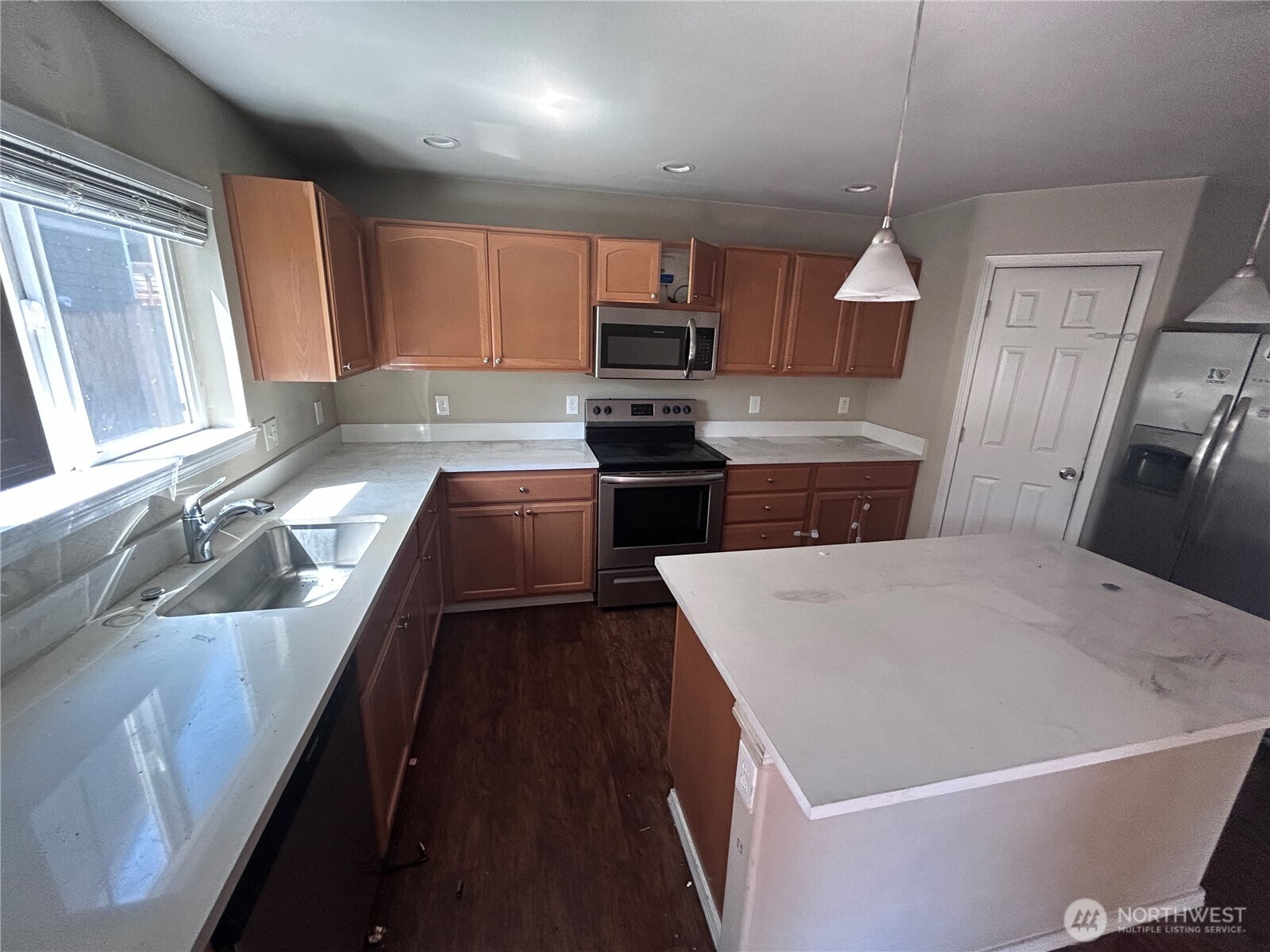 7304 35th Place Property Photo 8
