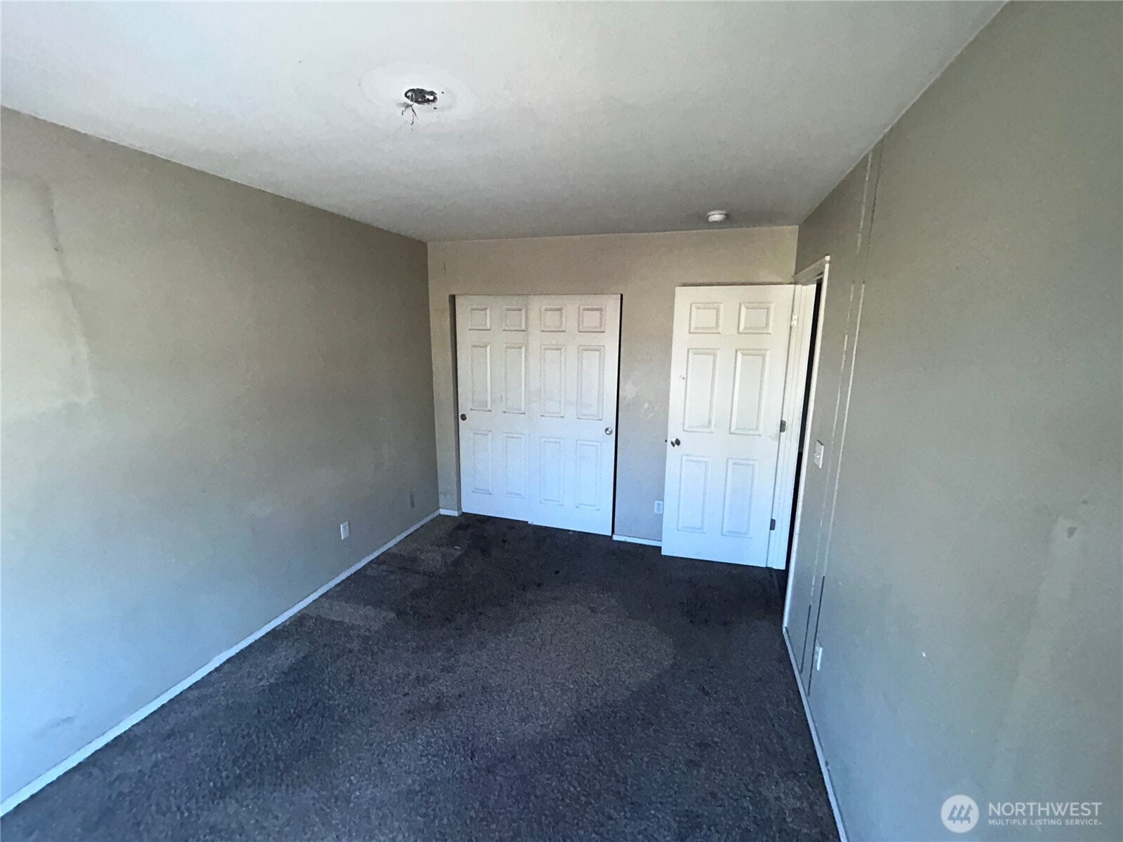 7304 35th Place Property Photo 30