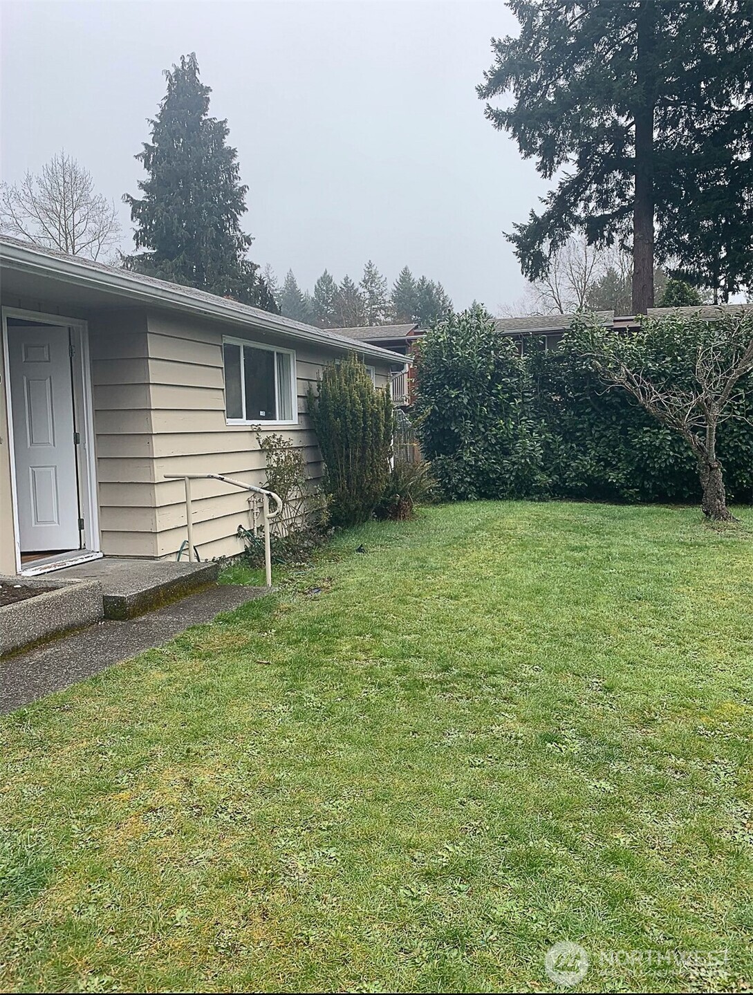 4810 17th Avenue Property Photo 2