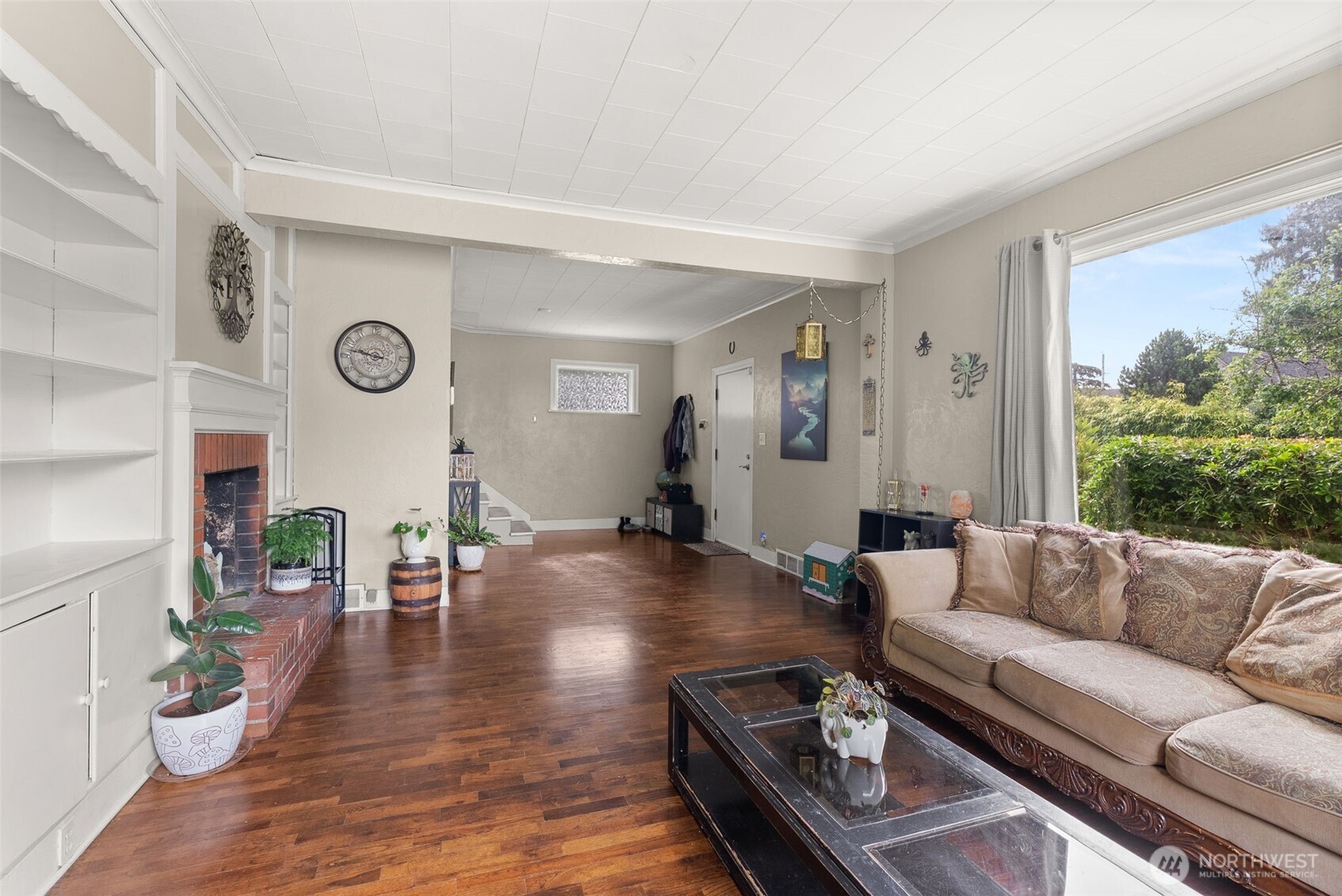 510 E Burleigh Avenue Property Photo 9