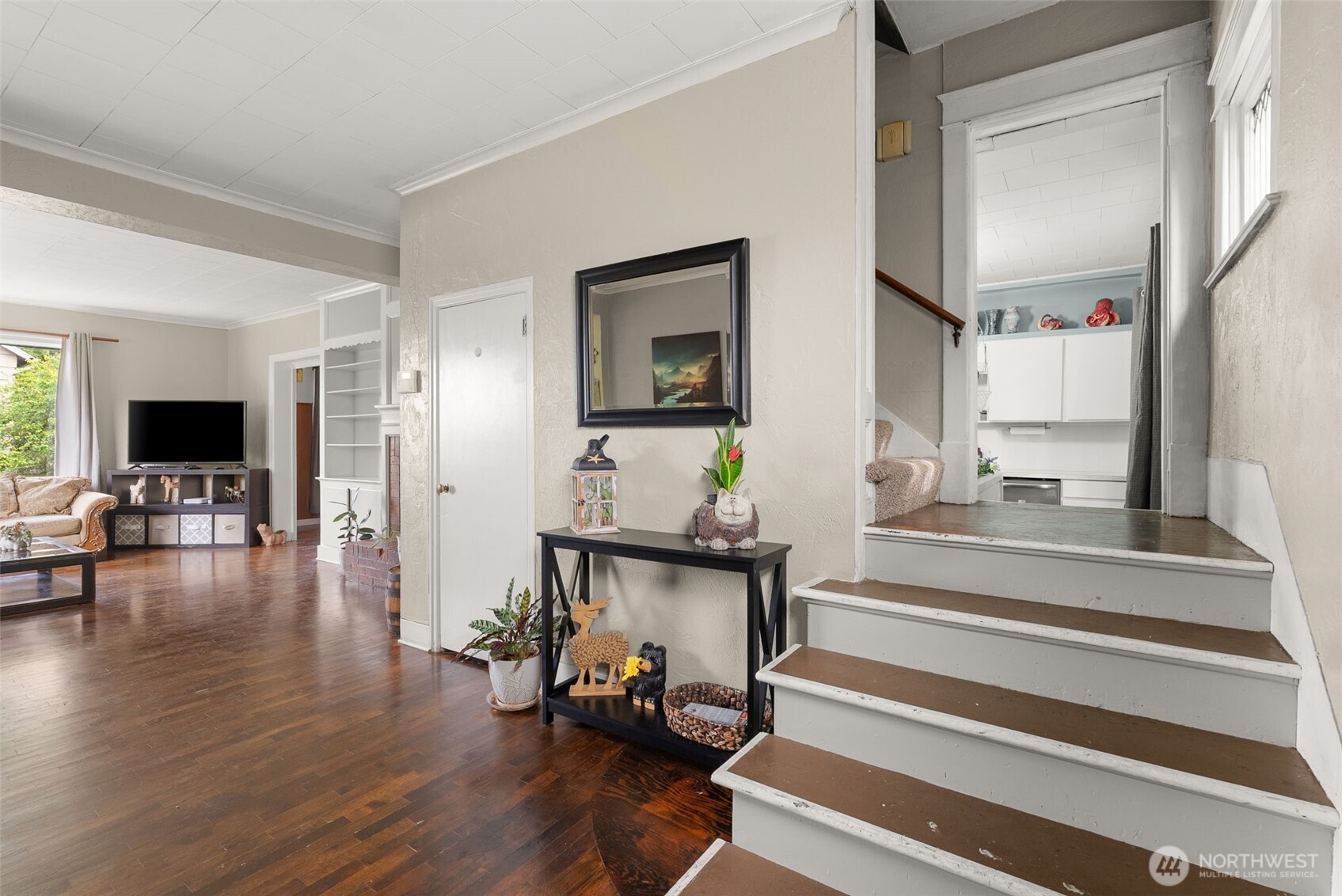 510 E Burleigh Avenue Property Photo 17