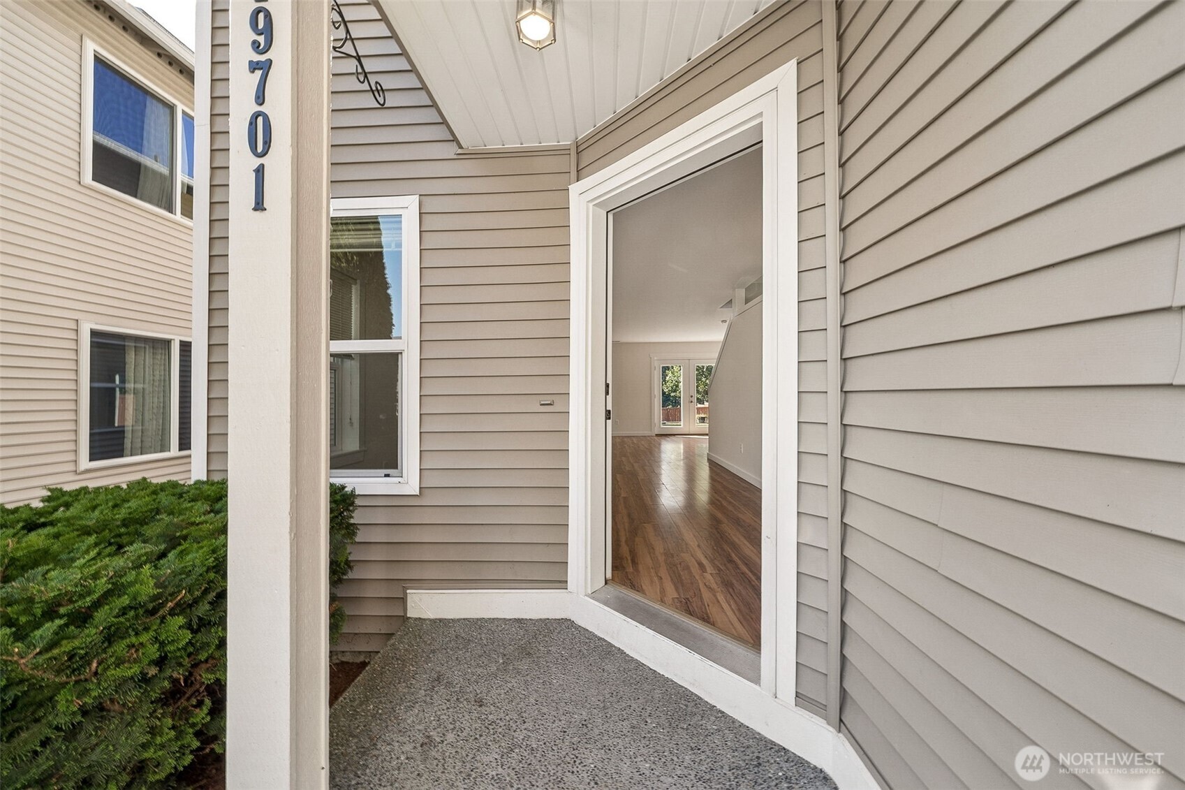 19701 100th Street Property Photo 2