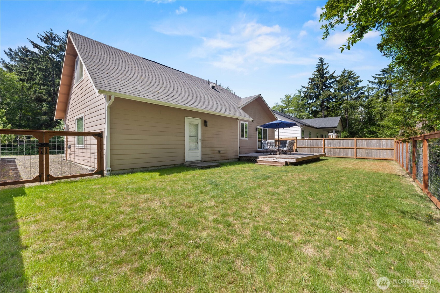 378 Eridani Loop Property Photo 26