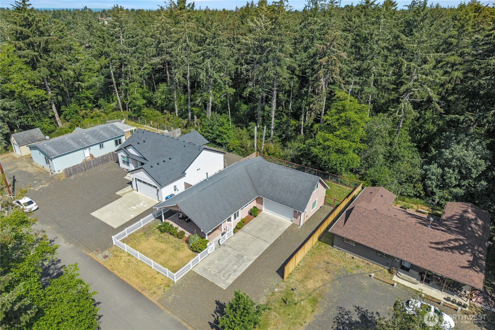 378 Eridani Loop Property Photo 32