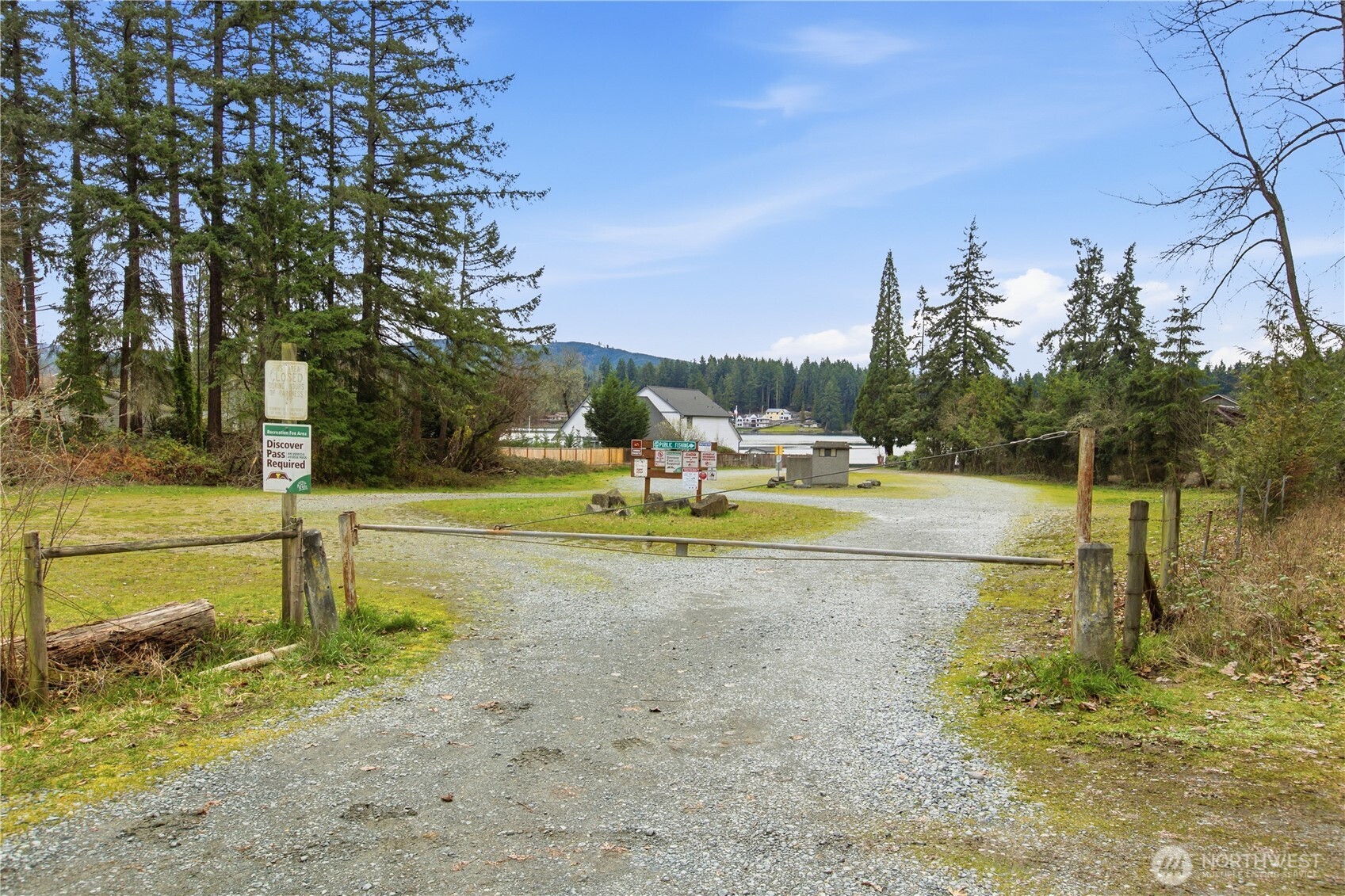 12120 S Clear Lake Road Property Photo 16
