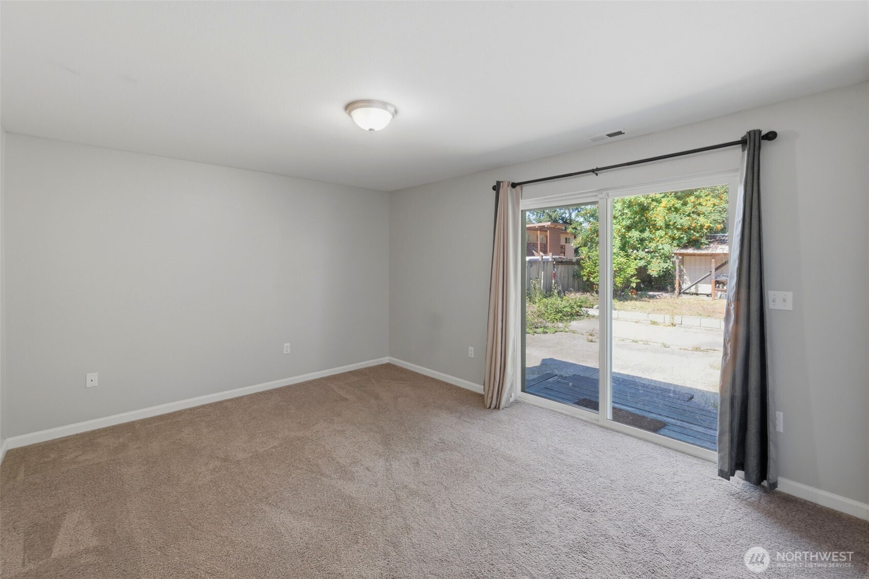 5305 Chicago Avenue Property Photo 12