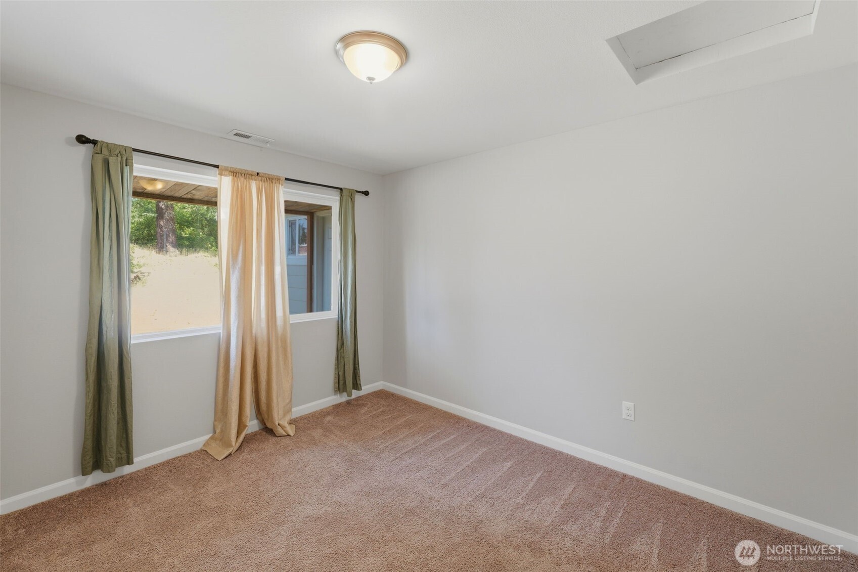 5305 Chicago Avenue Property Photo 19