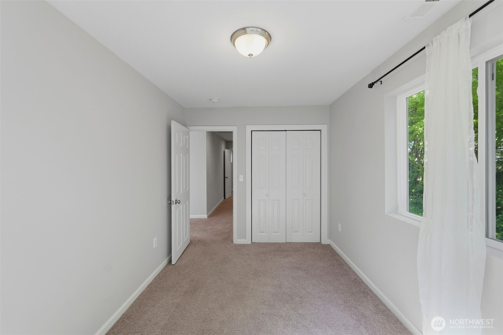 5305 Chicago Avenue Property Photo 22
