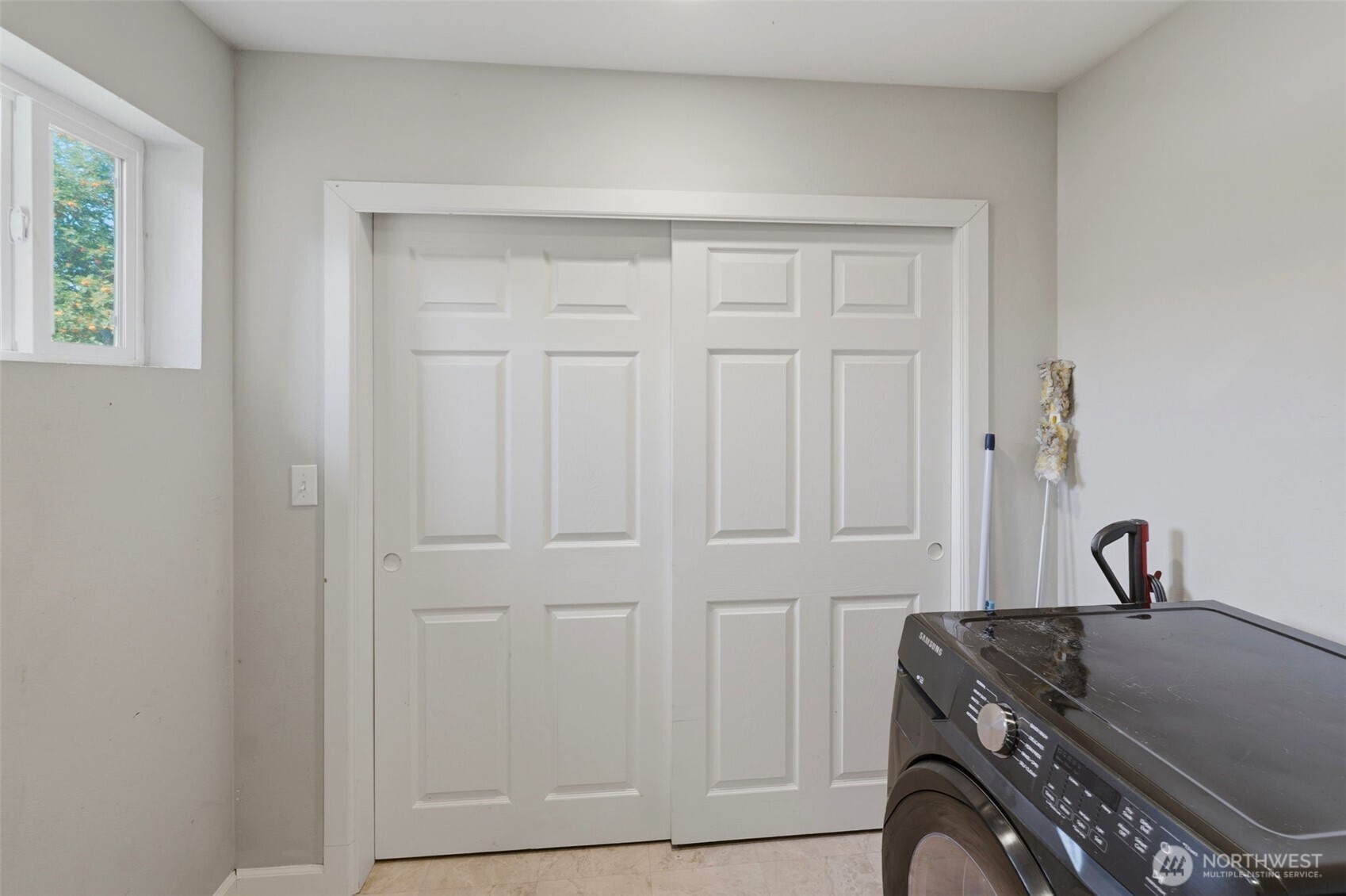 5305 Chicago Avenue Property Photo 26
